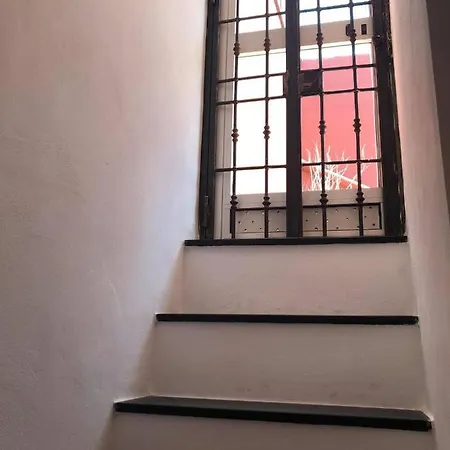 La Petit Maison Elena *